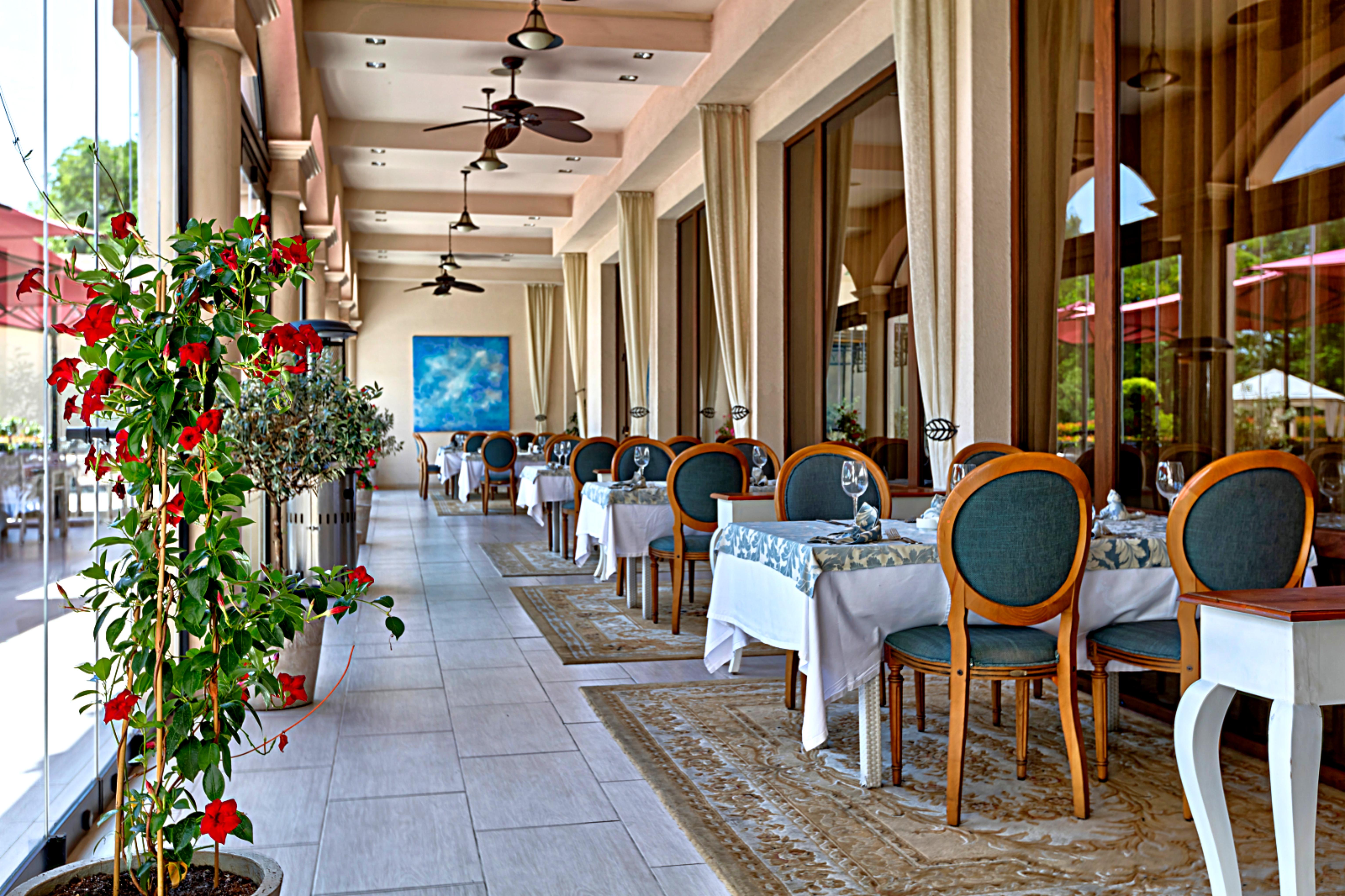 Primoretz Grand Hotel & Spa Burgas Exterior foto Restaurant