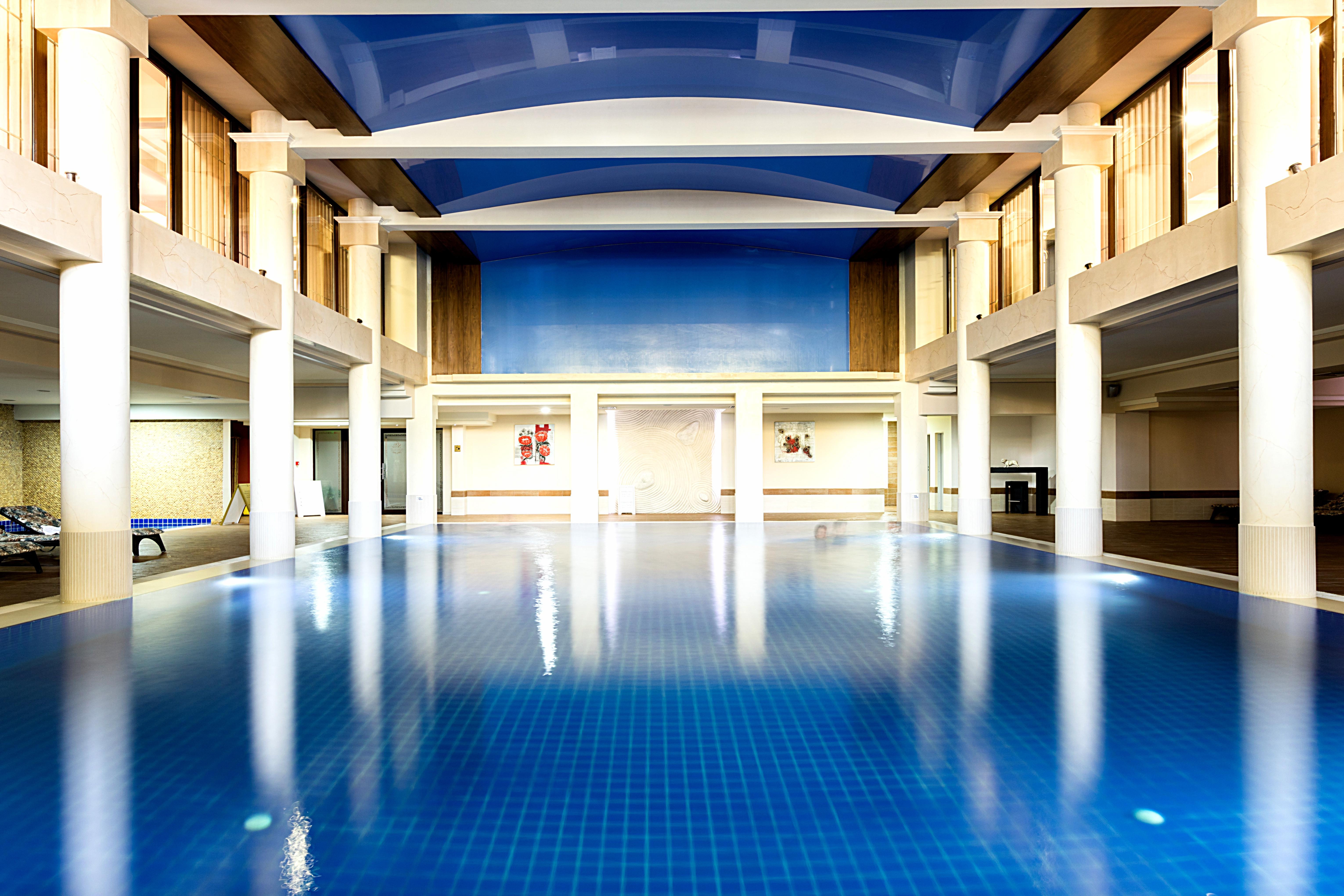 Primoretz Grand Hotel & Spa Burgas Exterior foto Swimming pool
